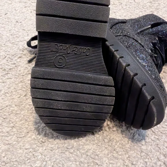 3 For $18 Cat & Jack Glittery Black Kids Boots - Picture 11 of 11